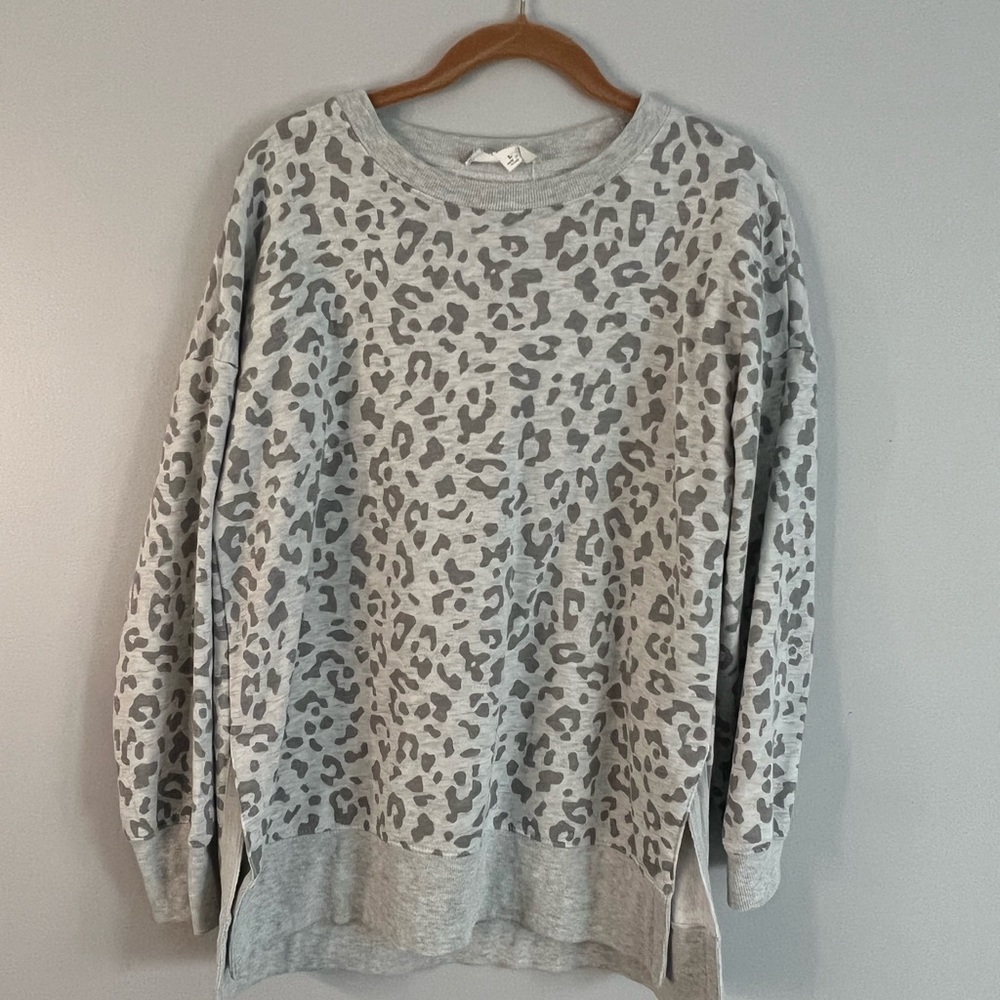 cheetah print long sleeve pullover